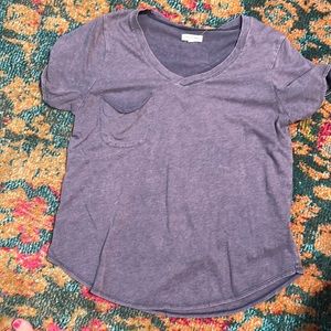 Light purple Short sleeve v-neck shirt with pocket size L